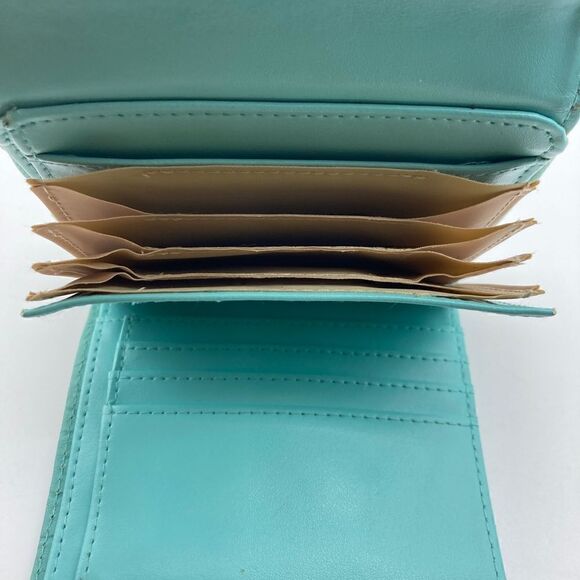 Buxton Aguamarine Genuine Leather French Wallet Like New - Picture 10 of 12